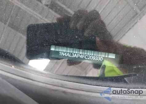 2015 Nissan Altima 2.5 S из США, поврежденный, VIN 1N4AL3AP4FC209330